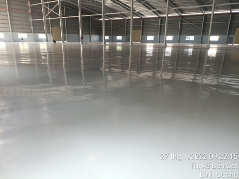 Thi công sàn Epoxy cụm công nghiệp Hoàng Hùng ở Bầu Bàng