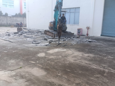 THI CÔNG NỀN SÂN CÔNG TY SATO IKEN VIETNAM KCN BÌNH DƯƠNG