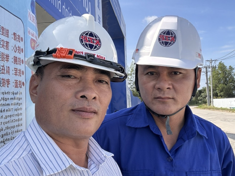 XÂY DỰNG VÀ THI CÔNG SÀN EPOXY